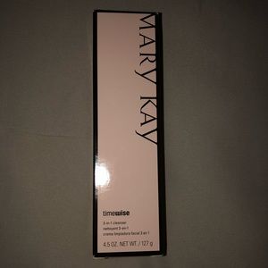 Mary Kay TimeWise 3-in-1 cleanser (Combination)